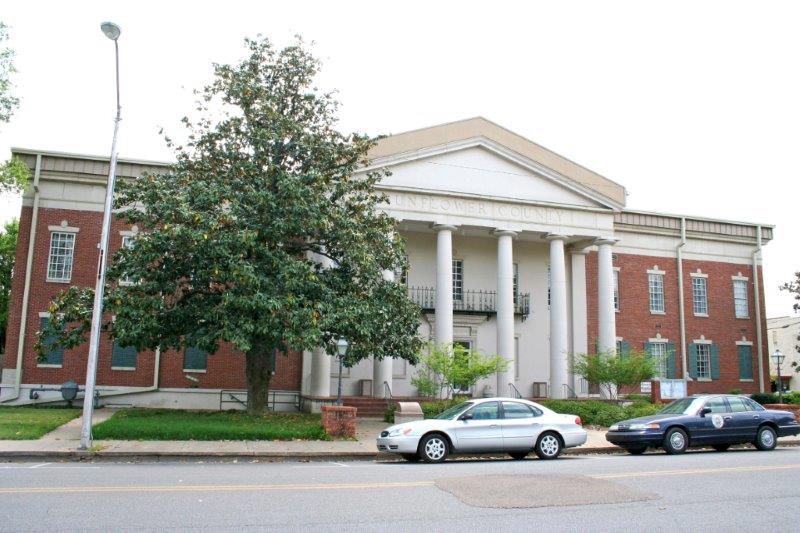 State Auditor Orders Indianola Aldermen to Pay Back Money