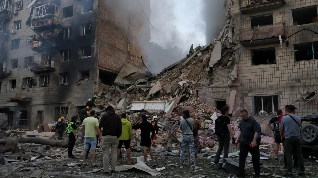 15 dead in massive overnight Russian attack on Kyiv, Ukraine says