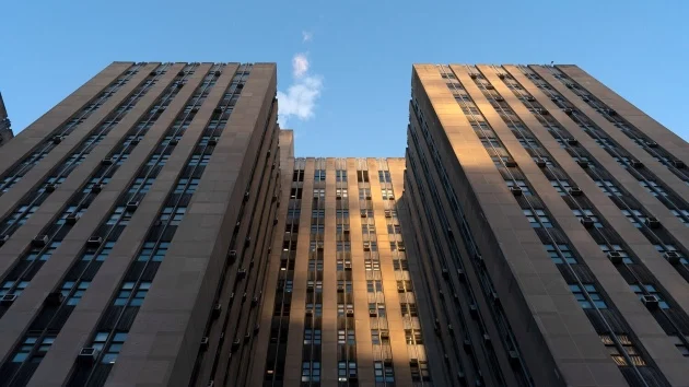 Stabbing of 2 court security officers at Manhattan courthouse was calculated attack: Prosecutors