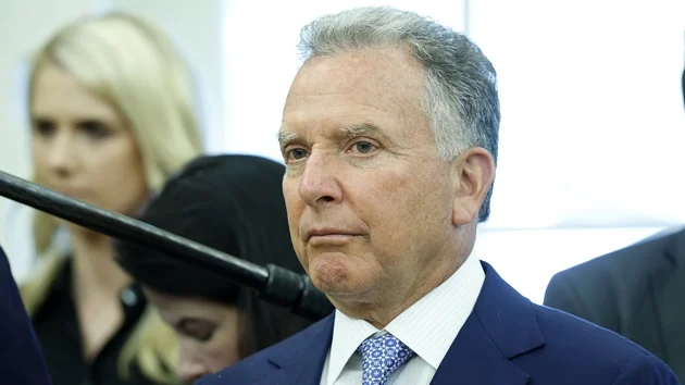 Witkoff and Huckabee visit Gaza as Trump comes up with a plan for aid