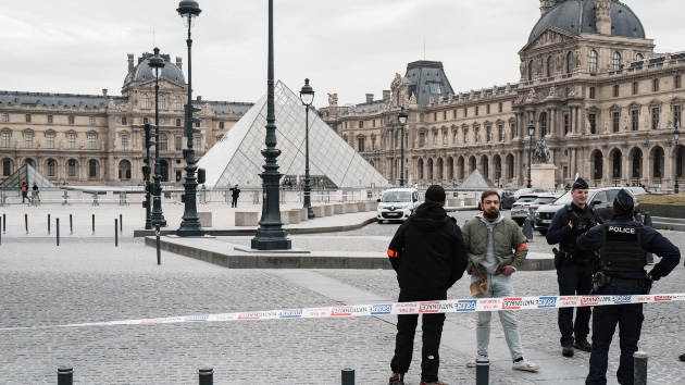 Over 150 pieces of evidence collected from scene of the Louvre heist