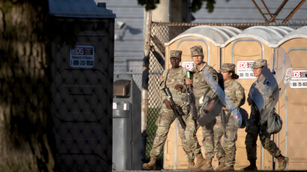Trump administration asks Supreme Court to allow National Guard deployment in Illinois