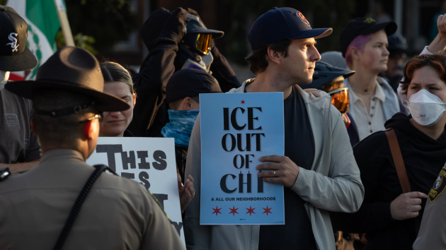 Illinois National Guard authorized for Chicago mission, official says