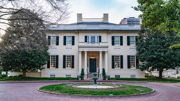 Republican leans on anti-trans rights ads in Virginia governor race