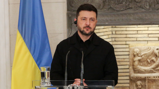 Ukraine delegation on way to US for more peace talks