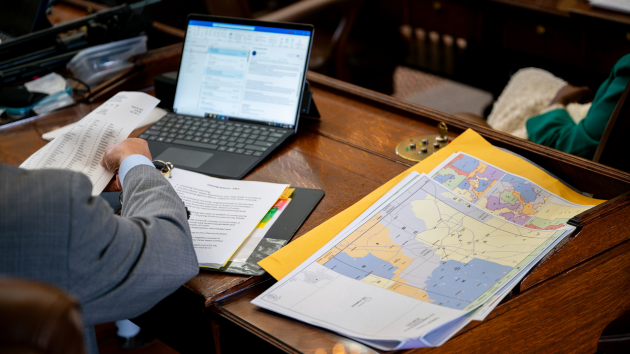 Democrats get mid-decade redistricting wins, but roadblocks and high stakes remain: ANALYSIS