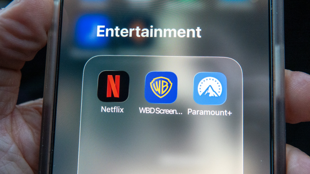 Warner Bros. board tells shareholders to reject Paramount offer in favor of Netflix