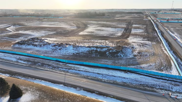 A 600-acre AI data center could cost some Wisconsin residents their land