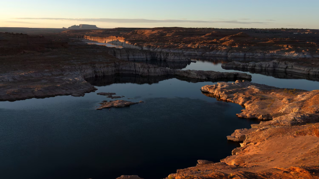 The US just had its warmest March ever, by a historic margin