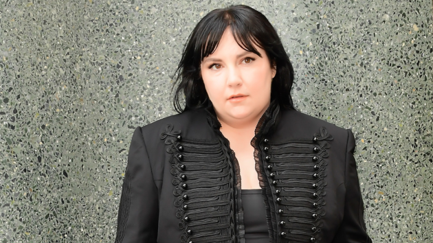 Lena Dunham celebrates memoir ‘Famesick’ hitting #1 on ‘The New York Times’ bestseller list