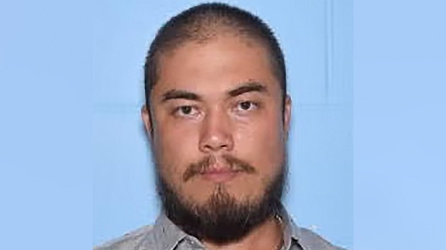 Hawaii police searching for man wanted in 3 homicides within 48 hours