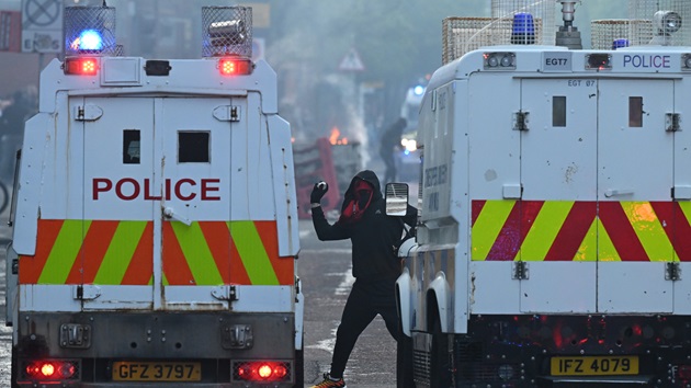 Extra officers called in as violent unrest in Belfast continues for another night