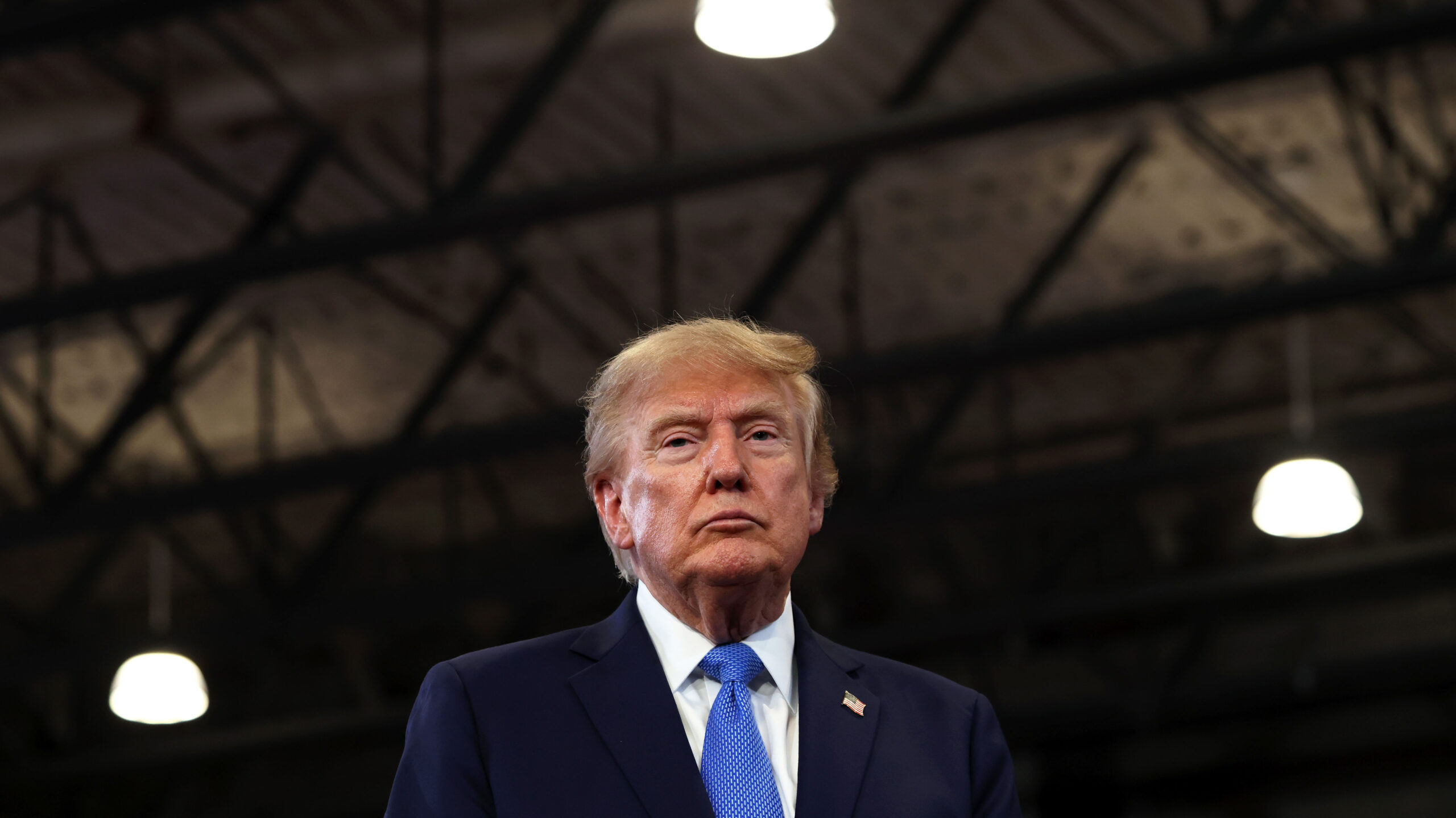 Trump contradicts Vance, says nukes, not oil prices, No. 1 priority in Iran