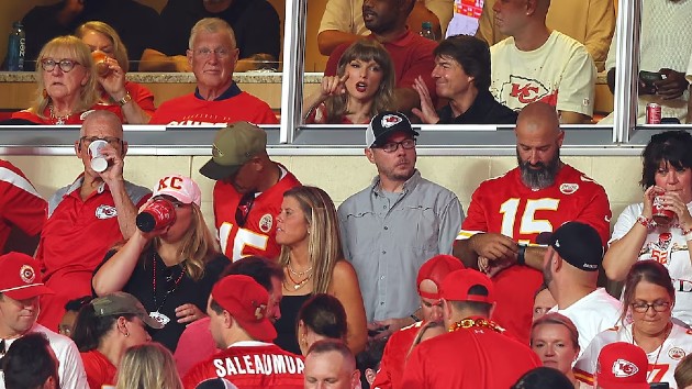 Taylor Swift, Tom Cruise attend Travis Kelce’s Chiefs home opener