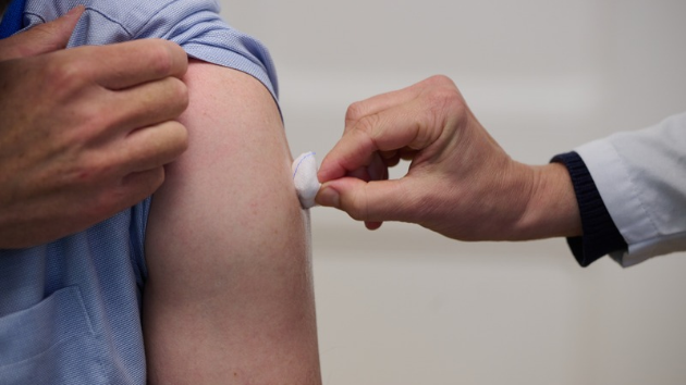 What vaccines doctors say you may need for respiratory virus season